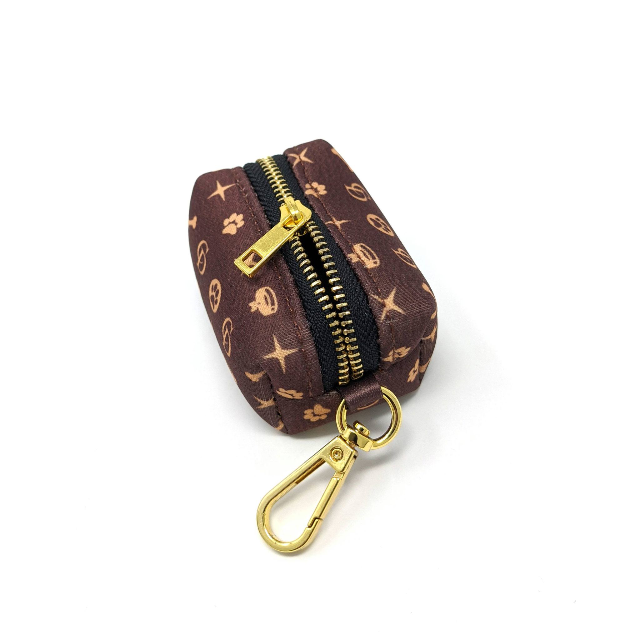 Kleine Tasche für Kottbeutel braun incl.  Rolle