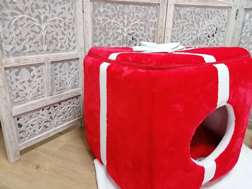 Hundehaus " Geschenk "