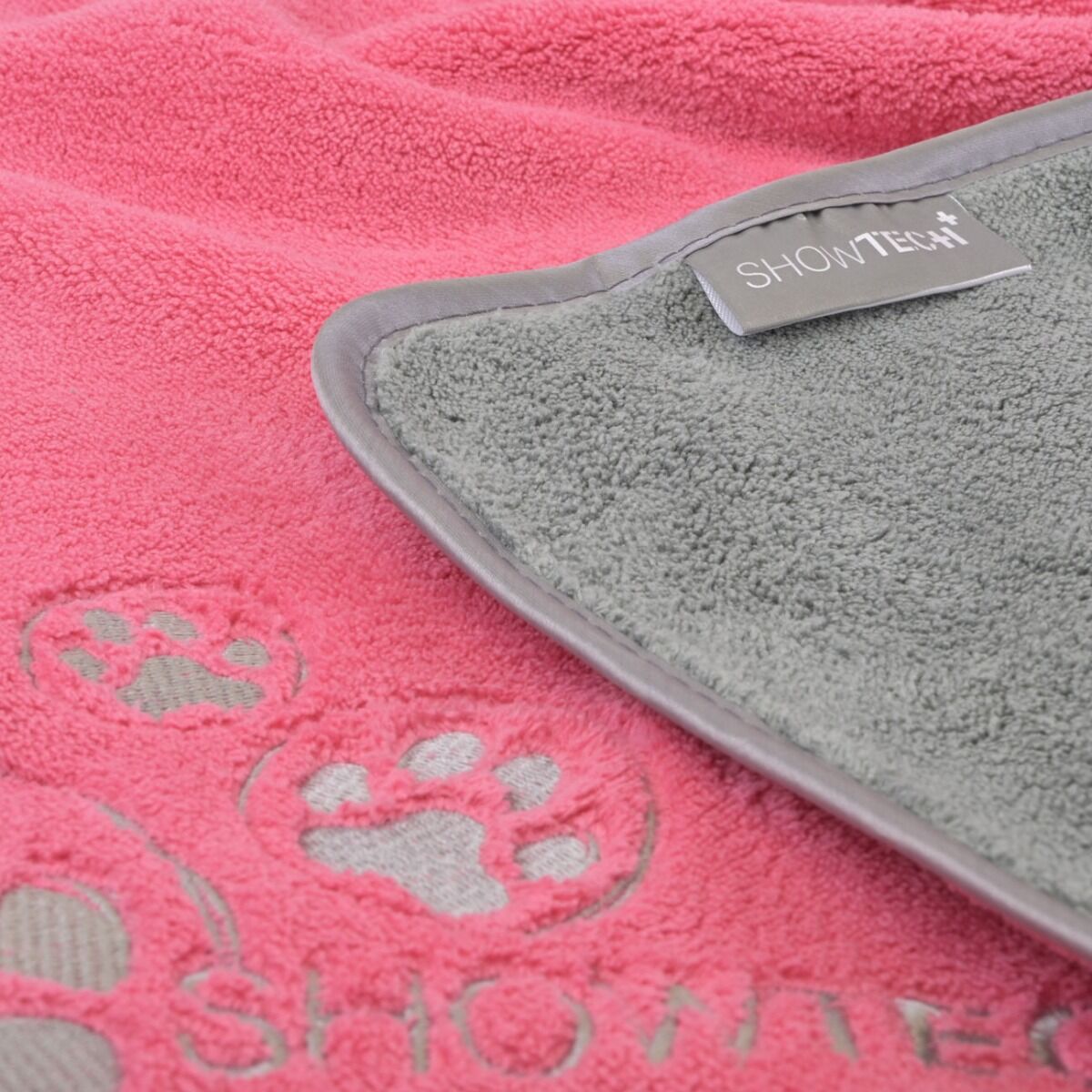 SHOW TECH+ Coral Fleece Towel Candy Pink 56 x 90 cm